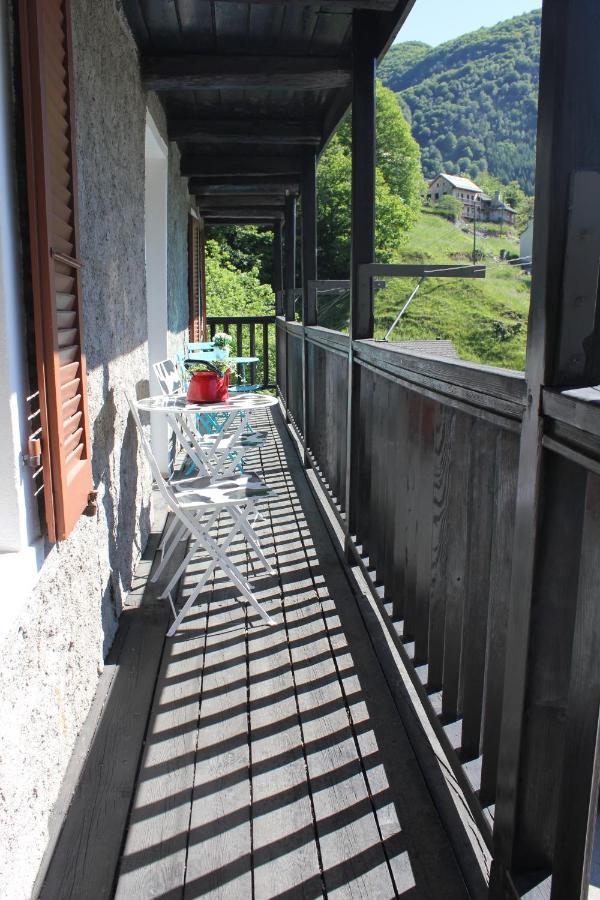 Bnb "A La Crus" Crana Exterior photo